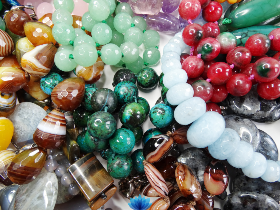 Beginner's Guide to Buying Crystal Jewelry: Your Path to Sparkle and Serenity